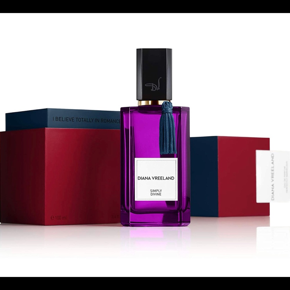 Diana Vreeland Simply Divine Eu De Parfum 3.3 Fl oz